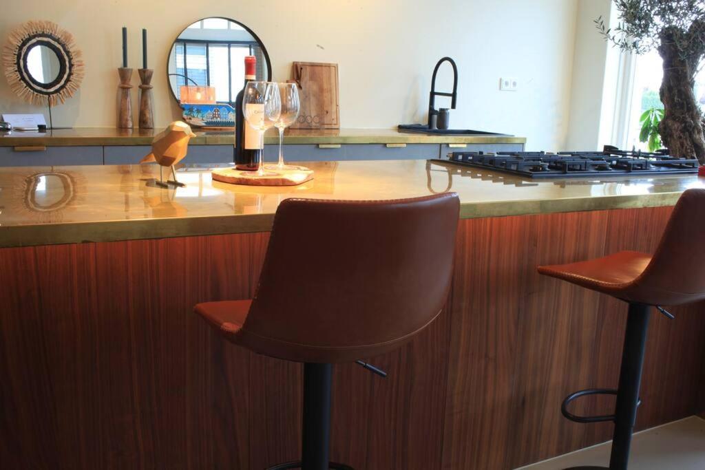 Luxury Harbour Suite With Private Parking โลสเดร็คท์ ภายนอก รูปภาพ
